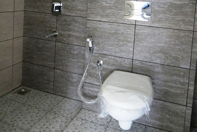 Apartments in Cochin bathroom 4